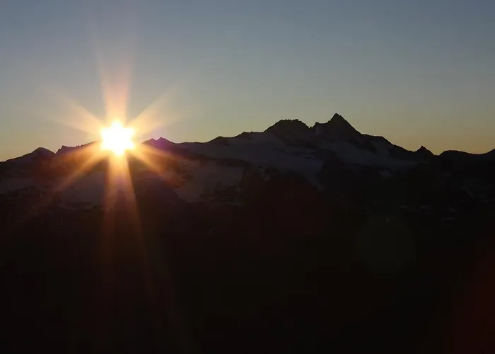 农家乐 哈伯乐霍夫旅馆 *